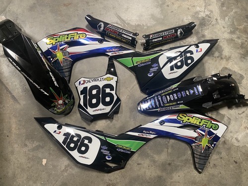 Graphics and plastic kawasaki - and,